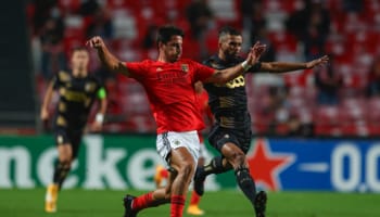 Standard de Liège - Benfica : les Rouches joueront le rôle d'arbitre