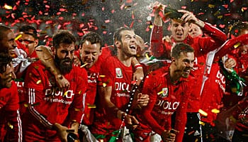 Fußball-EM: Auch Debütanten wurden gleich Europameister