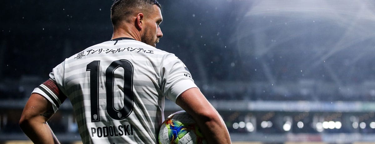 Lukas Podolski: Das Ohr gefährdet die Karriere