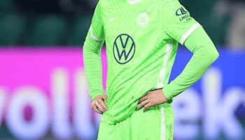 FC Bayern - VfL Wolfsburg: Wölfe im freien Fall