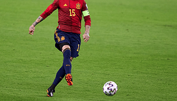 Ramos, Hazard & Co.: Zahlreiche Stars sind ablösefrei auf dem Markt