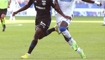 Strasbourg - Auxerre : deux équipes en course pour éviter la descente