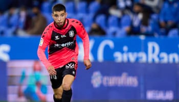 Tenerife - Real Oviedo: el conjunto local va a por una victoria que le permita seguir soñando con el ascenso
