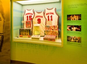 Exhibit of the 'Dream Team' of American basketball, Larry Johnson, Michael Jordan and Karl Malone, Sports museum of America