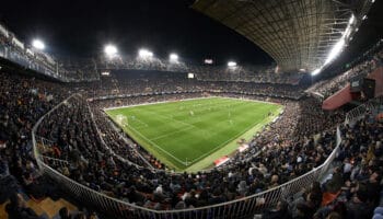 Valencia - Sevilla: rivales directos en una lucha que nunca se esperaban