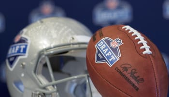 Prédictions de la Draft NFL 2022: Evan Neal soutenu pour passer en premier