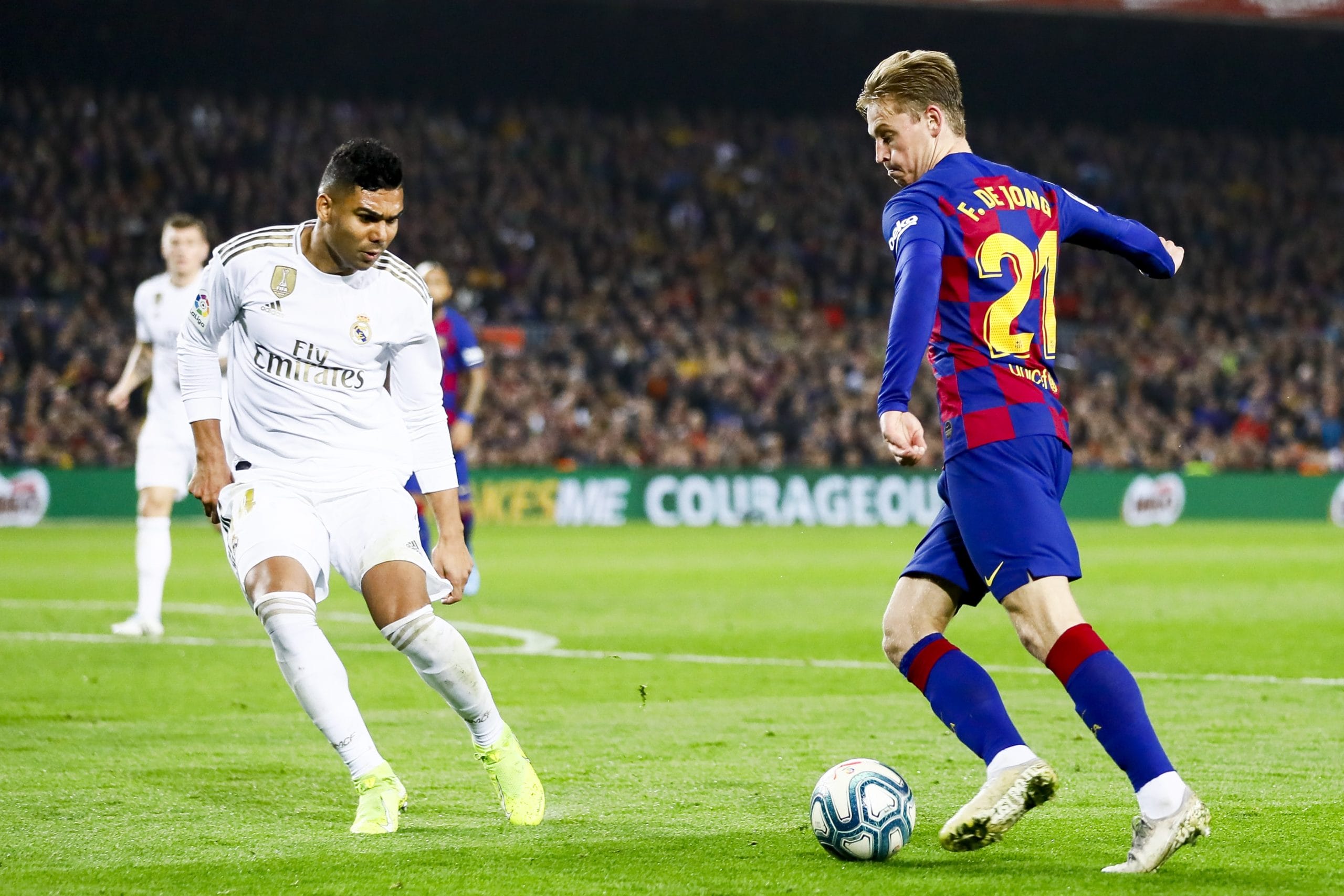 Real Madrid-Barcellona, la rivalità infinita vale (ancora una volta) lo scudetto