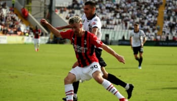 Milan-Spezia, 22a giornata Serie a 2021-22, Alexis Saelemaekers e Mehdi Bourabia