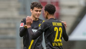 Giovanni Reyna e Jude Bellingham del Borussia Dortmund